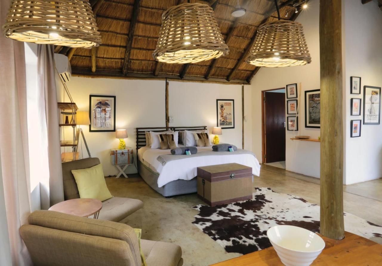 Tusk Bush Lodge Marloth Park Ngoại thất bức ảnh
